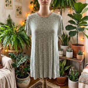 Riley & James Plus Size 3X Sage Green Daisy Floral T-Shirt Dress Cottagecore